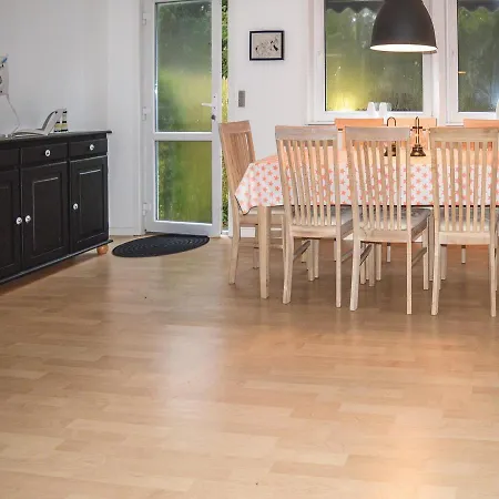 Dom wakacyjny Three-bedroom Holiday In *
